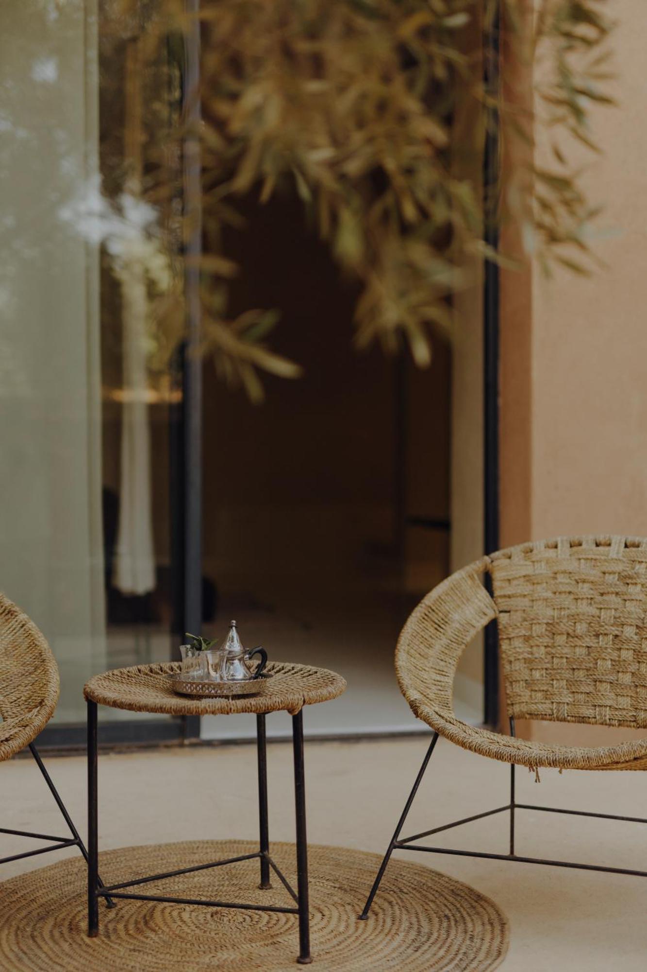 Les Roses By La Siredrah Hotel Ait Bou Zguia Exterior photo