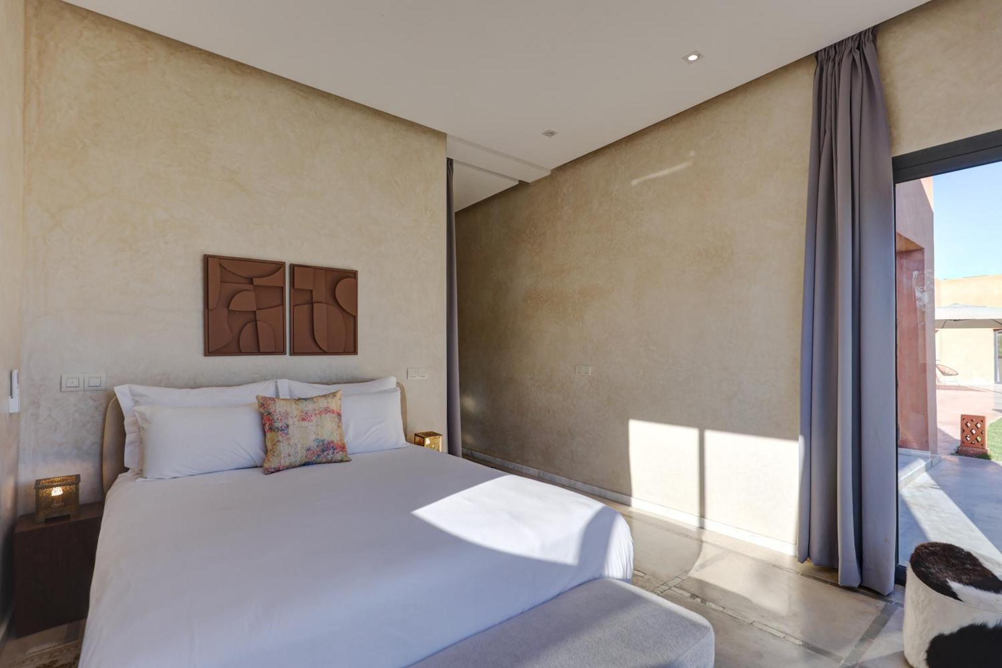 Les Roses By La Siredrah Hotel Ait Bou Zguia Exterior photo